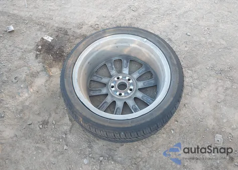 2013 Toyota Avalon Limited z USA, uszkodzony, nr VIN 4T1BK1EB5DU038174